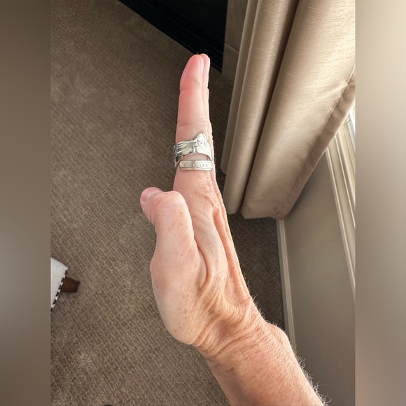 RARE Huckleberry Hound Spoon Ring - Picture 7 of 15